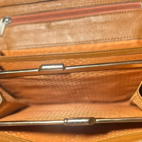 Vintage Fendi Wallet • Pequin Stripe Canvas & Tan Leather • Made in Italy - Picture 5 of 16